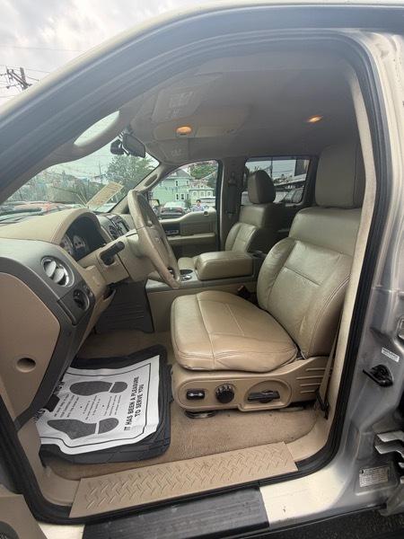 Ford F-150 Lariat SuperCrew 2WD 2006