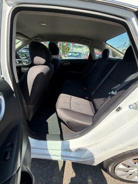 Nissan Sentra 1.8 S 2017