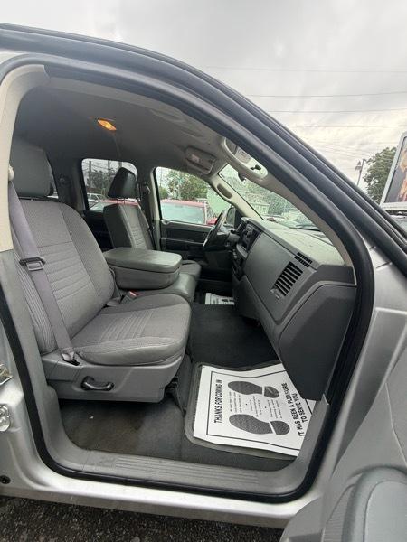Dodge Ram 1500 ST Quad Cab 4WD 2008