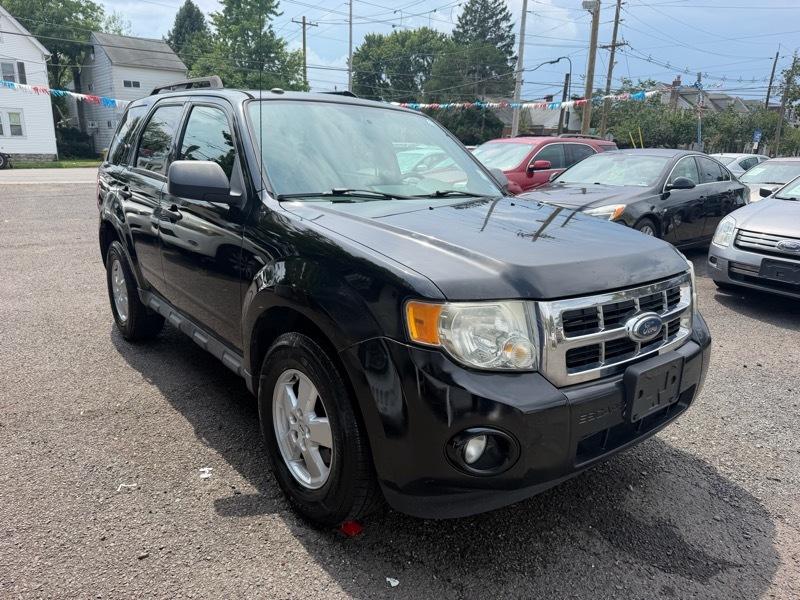 Ford Escape XLT FWD I4 2009