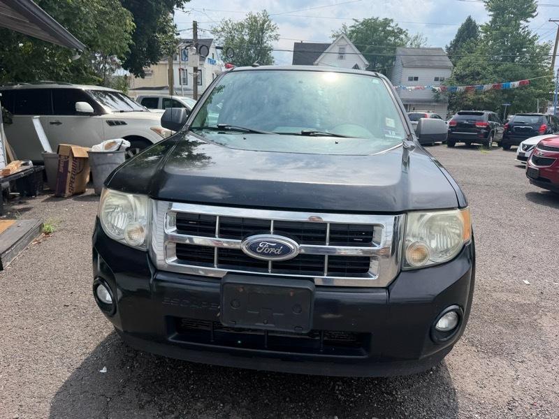 Ford Escape XLT FWD I4 2009
