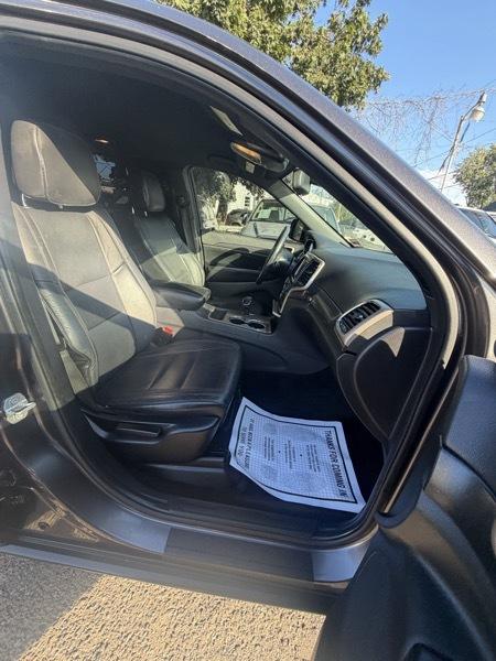 Jeep Grand Cherokee Laredo 4WD 2015