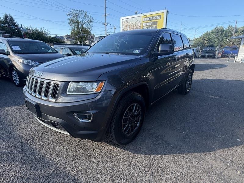 Jeep Grand Cherokee Laredo 4WD 2015