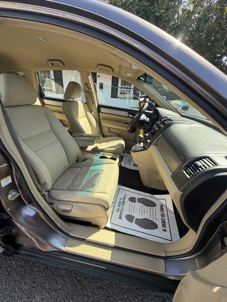 Honda CR-V LX 4WD 5-Speed AT 2011