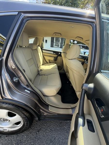 Honda CR-V LX 4WD 5-Speed AT 2011