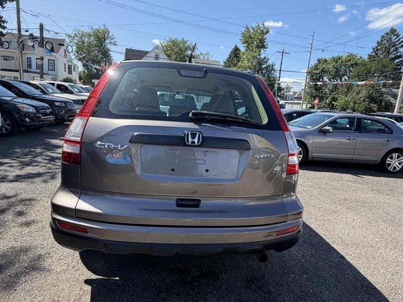 Honda CR-V LX 4WD 5-Speed AT 2011