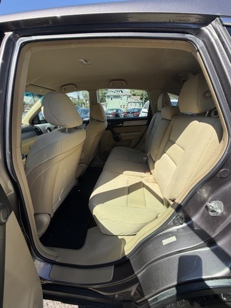 Honda CR-V LX 4WD 5-Speed AT 2011