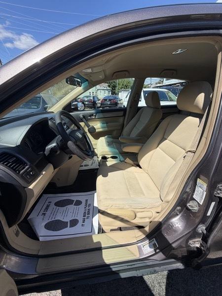 Honda CR-V LX 4WD 5-Speed AT 2011