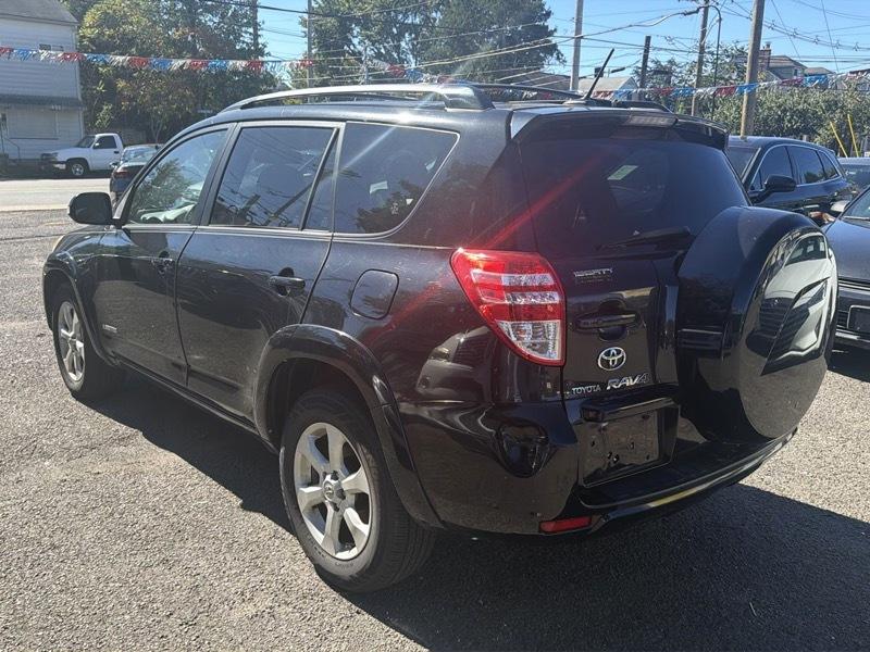 Toyota RAV4 Limited V6 4WD 2009