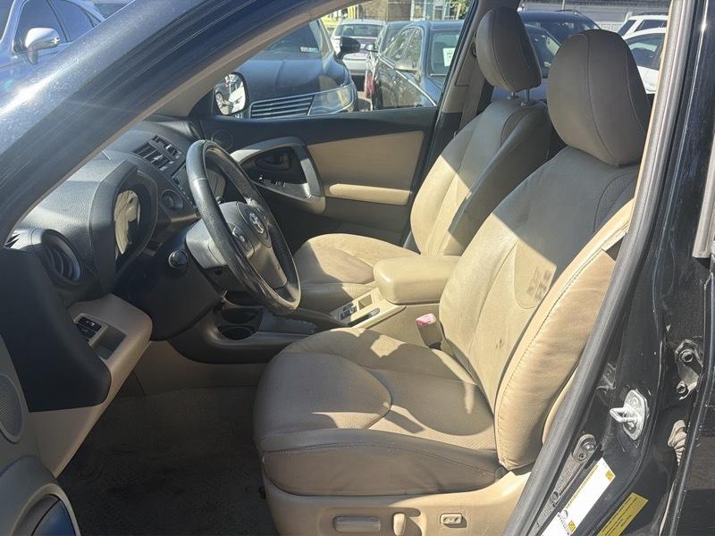 Toyota RAV4 Limited V6 4WD 2009