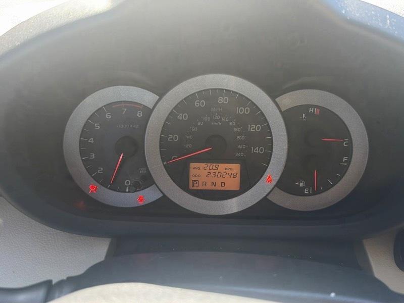 Toyota RAV4 Limited V6 4WD 2009