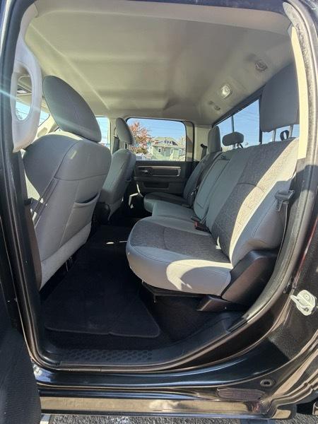 RAM 1500 4WD Crew Cab 149" Big Horn 2016