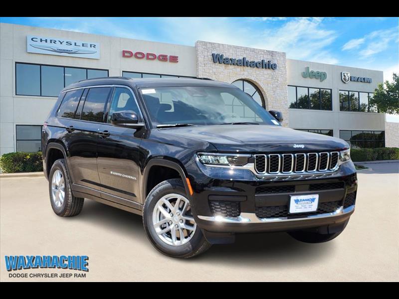 2025 Jeep Grand Cherokee L Laredo's photo