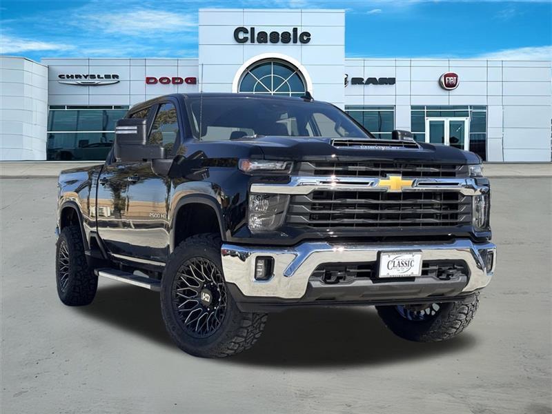 2025 Chevrolet Silverado 2500HD LT Crew Cab Long Box 4WD