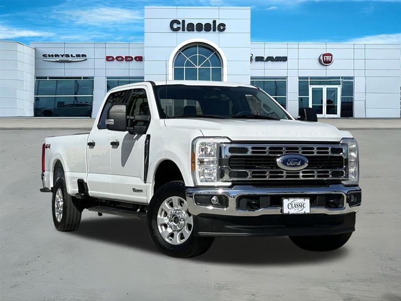 2024 Ford F-250 SD XLT Crew Cab 4WD