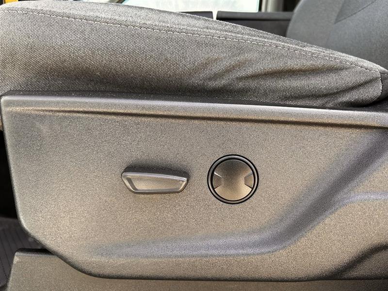 Ford F-250 SD XLT Crew Cab 4WD 2024