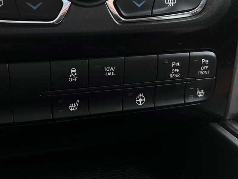 RAM 1500 Sport Crew Cab SWB 4WD 2015