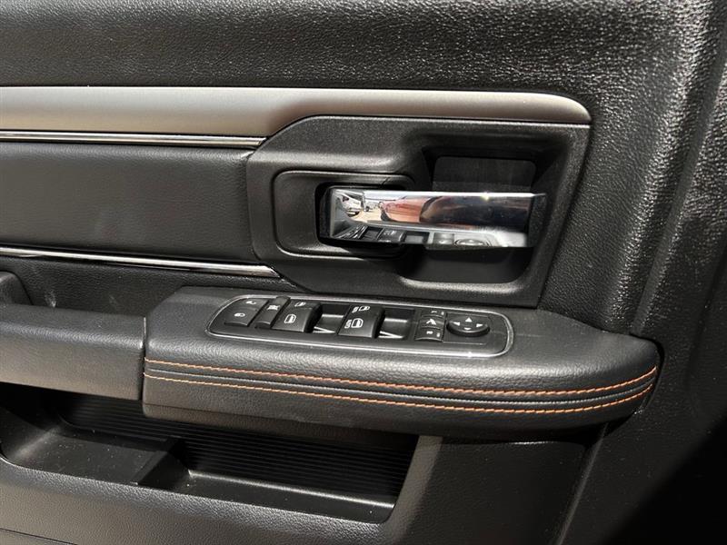 RAM 1500 Sport Crew Cab SWB 4WD 2015