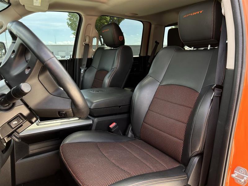 RAM 1500 Sport Crew Cab SWB 4WD 2015