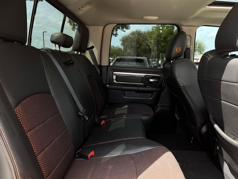 RAM 1500 Sport Crew Cab SWB 4WD 2015