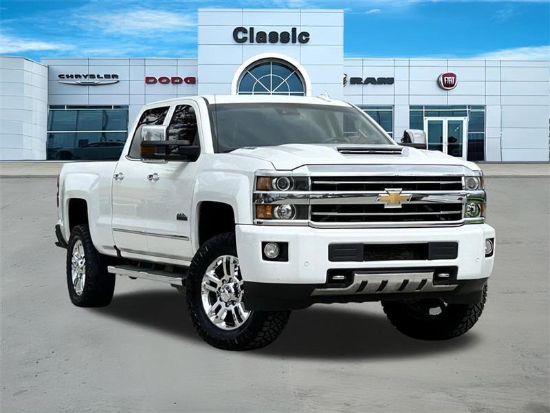 2018 Chevrolet Silverado 2500HD LT Crew Cab 4WD