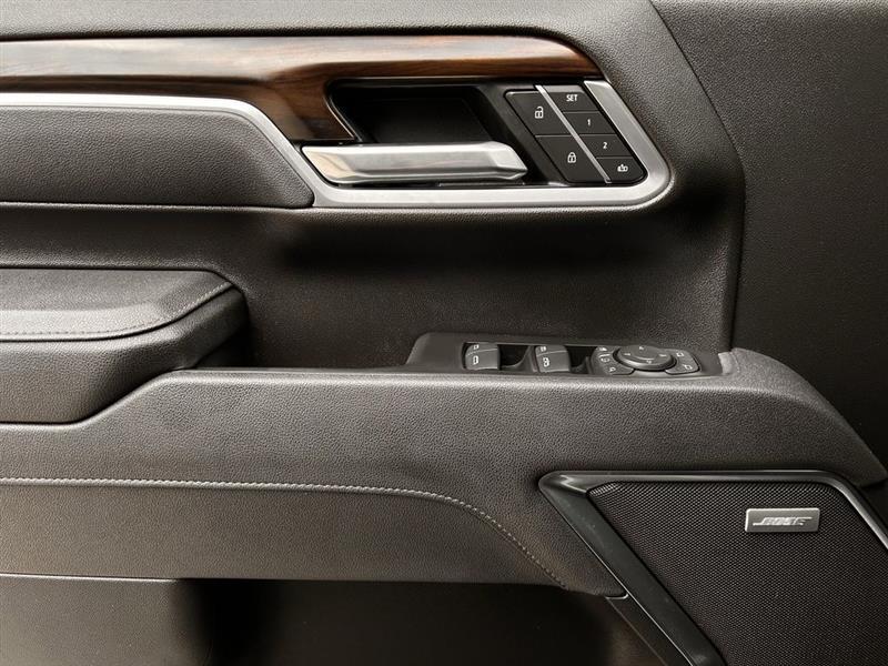 GMC Sierra 2500HD SLT Crew Cab 2WD 2025