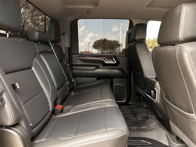 GMC Sierra 2500HD SLT Crew Cab 2WD 2025