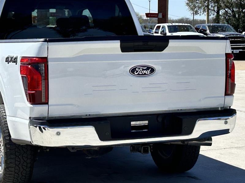 Ford F-150 XLT SuperCrew 4WD 2025