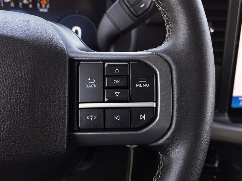 Ford F-150 XLT SuperCrew 4WD 2025