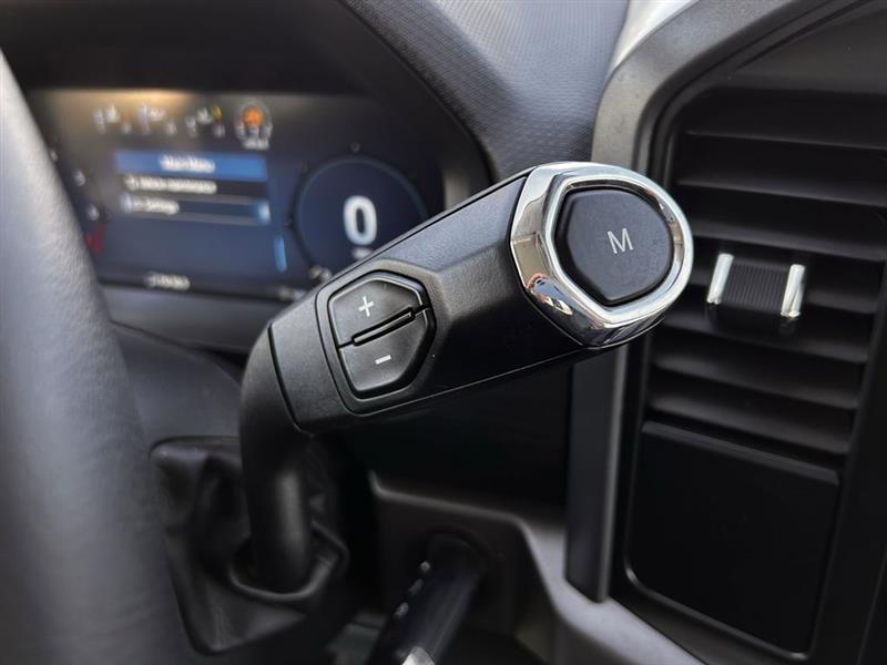 Ford F-150 XLT SuperCrew 4WD 2025