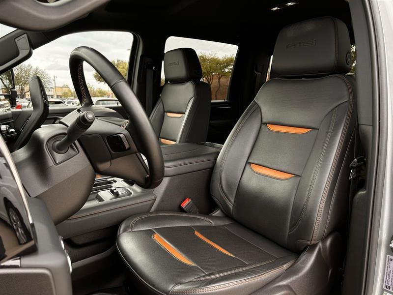 GMC Sierra 2500HD AT4 Crew Cab 4WD 2024
