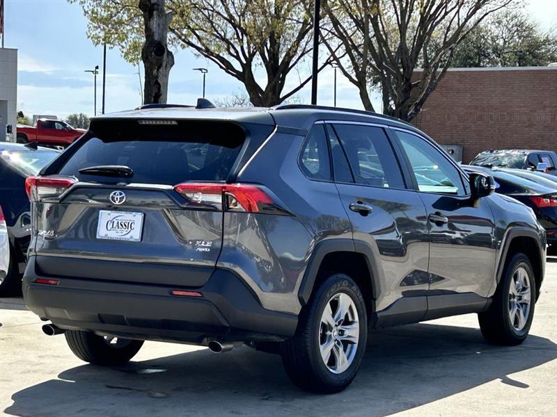 Toyota RAV4 XLE AWD 2024