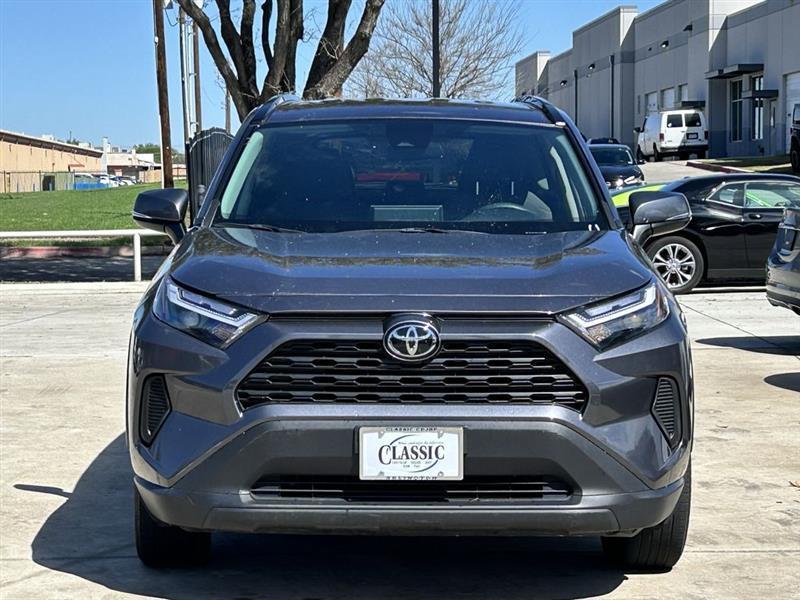 Toyota RAV4 XLE AWD 2024