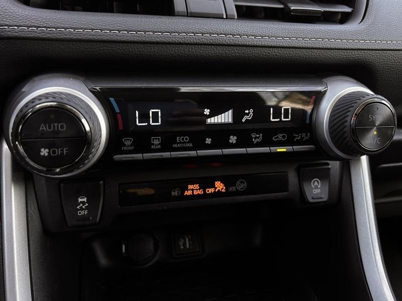 Toyota RAV4 XLE AWD 2024