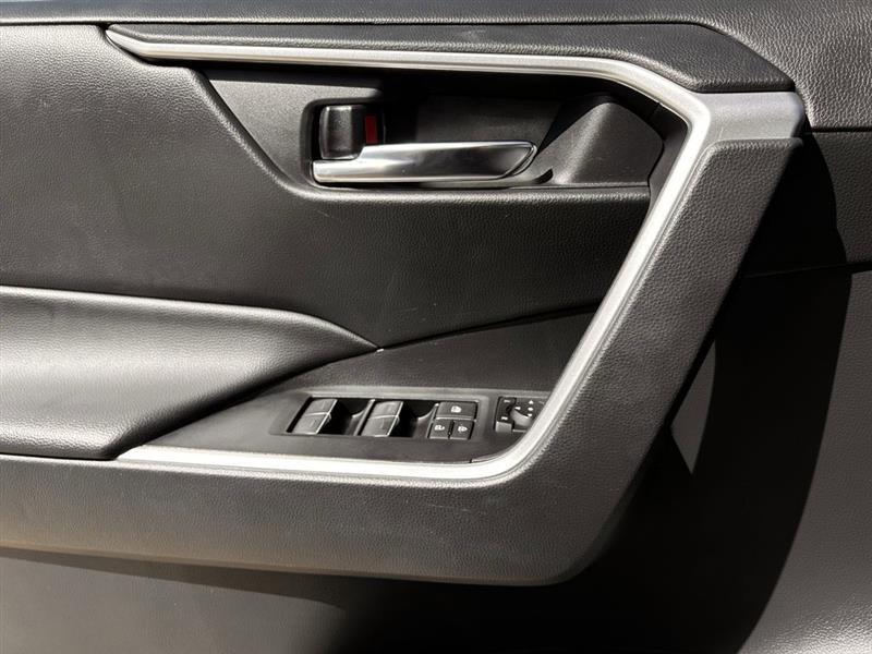 Toyota RAV4 XLE AWD 2024