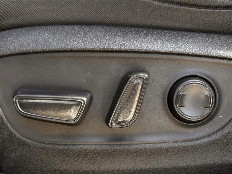 Toyota RAV4 XLE AWD 2024