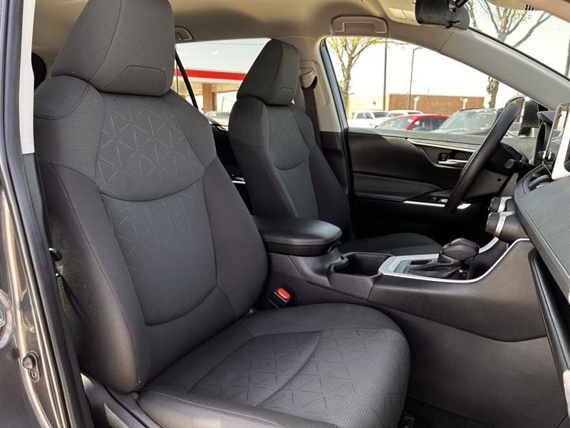 Toyota RAV4 XLE AWD 2024