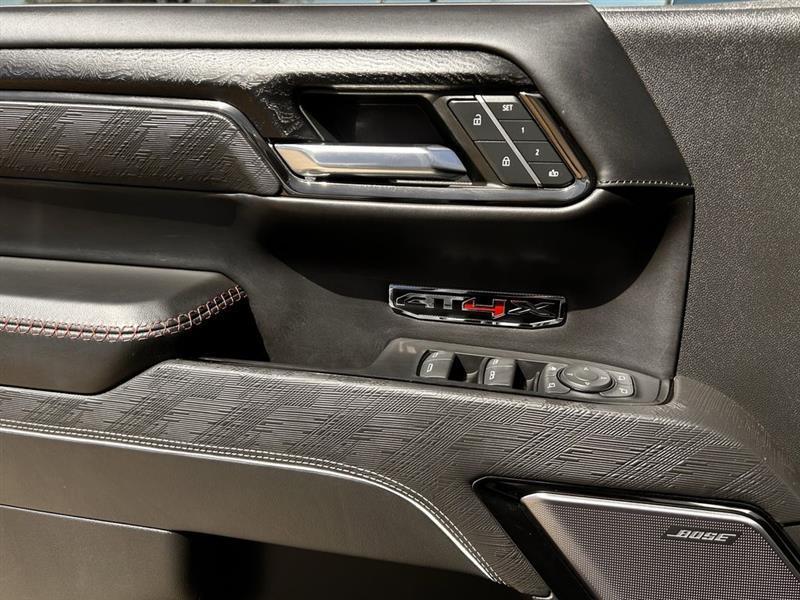 GMC Sierra 1500 AT4X Crew Cab 4WD 2023
