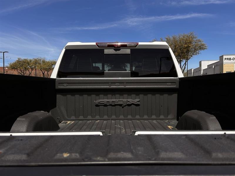 GMC Sierra 1500 AT4X Crew Cab 4WD 2023