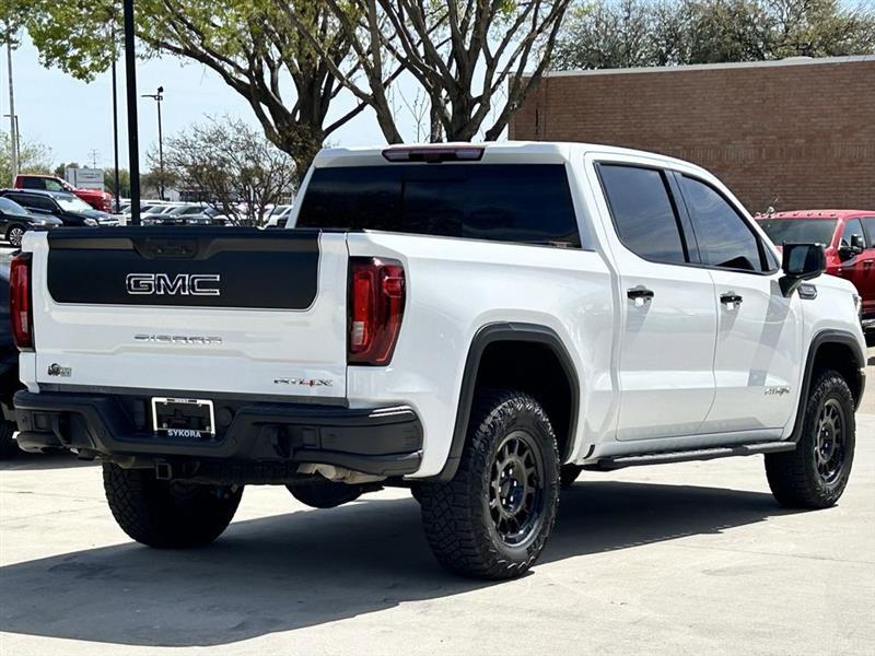 GMC Sierra 1500 AT4X Crew Cab 4WD 2023