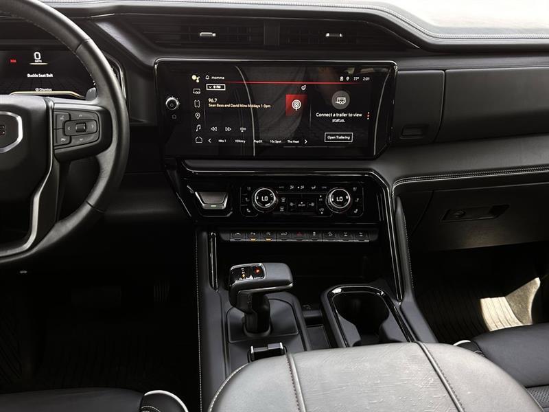 GMC Sierra 1500 AT4X Crew Cab 4WD 2023