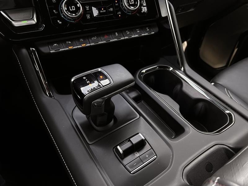 GMC Sierra 1500 AT4X Crew Cab 4WD 2023