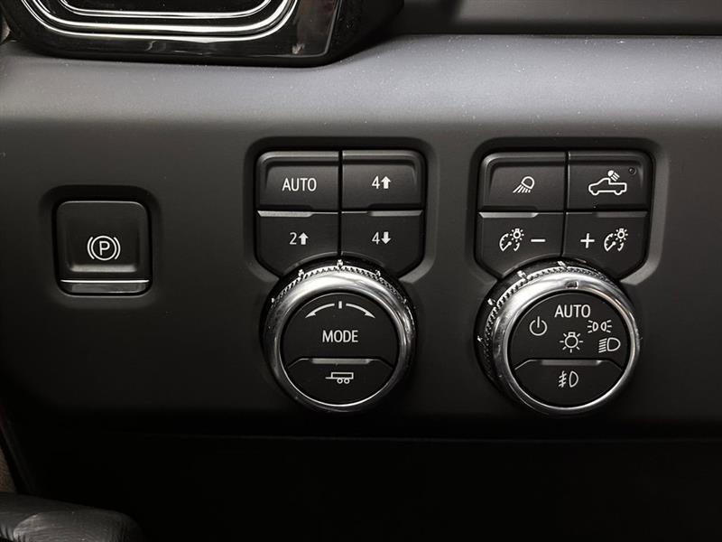 GMC Sierra 1500 AT4X Crew Cab 4WD 2023