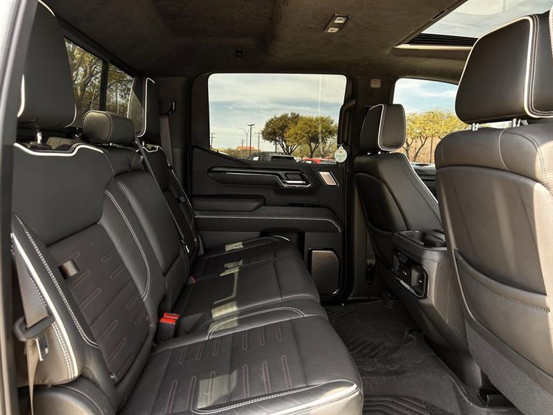 GMC Sierra 1500 AT4X Crew Cab 4WD 2023