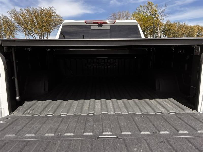 GMC Sierra 1500 AT4X Crew Cab 4WD 2023