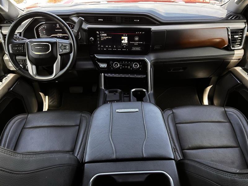 GMC Sierra 2500HD Denali Crew Cab 4WD SB 2024