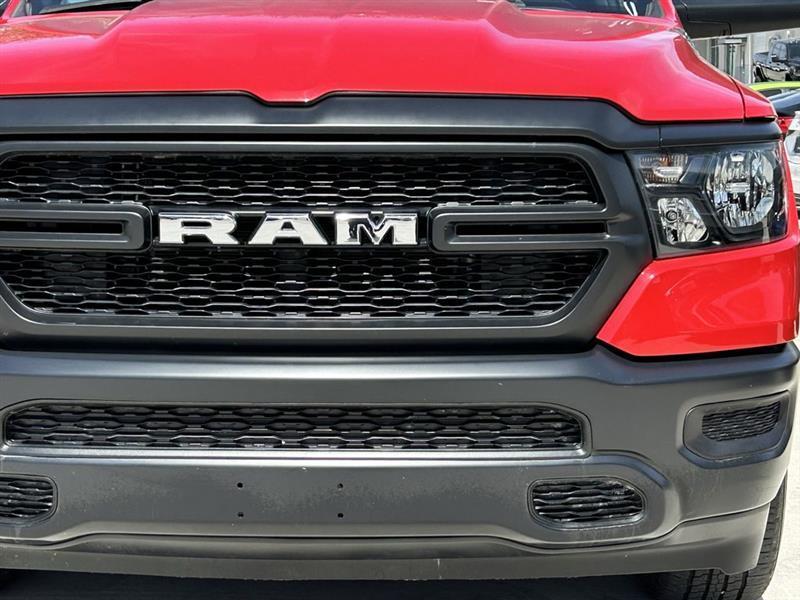 RAM 1500 Tradesman Crew Cab SWB 4WD 2024