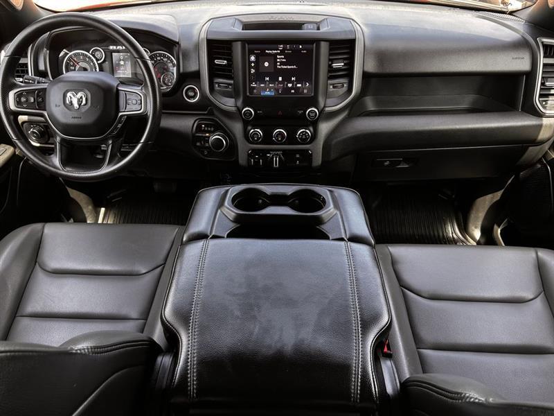 RAM 1500 Tradesman Crew Cab SWB 4WD 2024