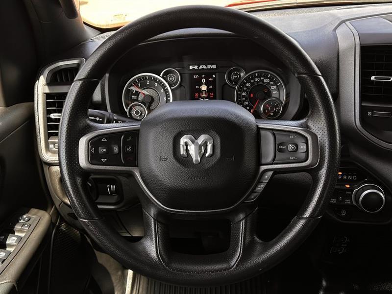 RAM 1500 Tradesman Crew Cab SWB 4WD 2024