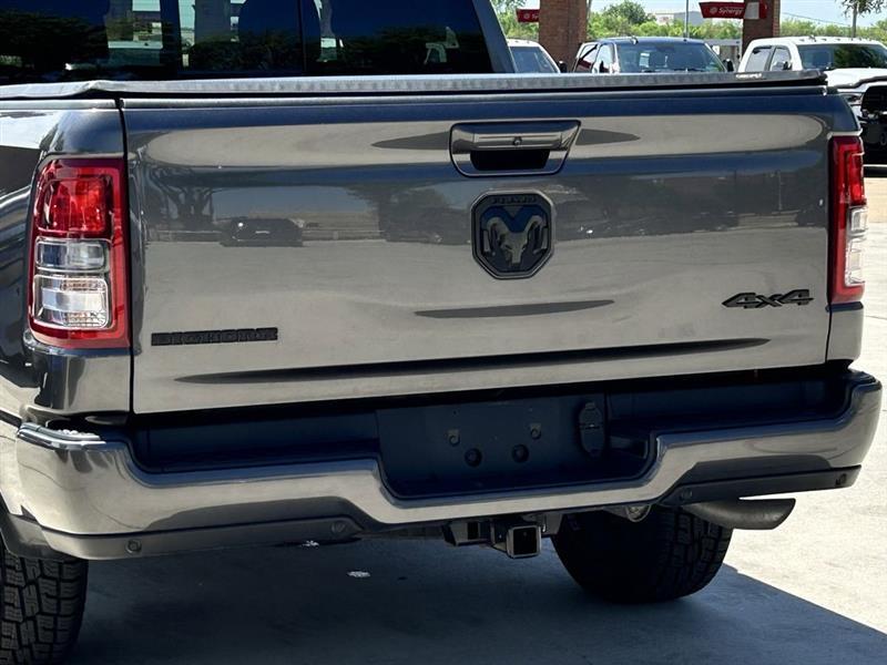 RAM 1500 Big Horn Crew Cab SWB 4WD 2022